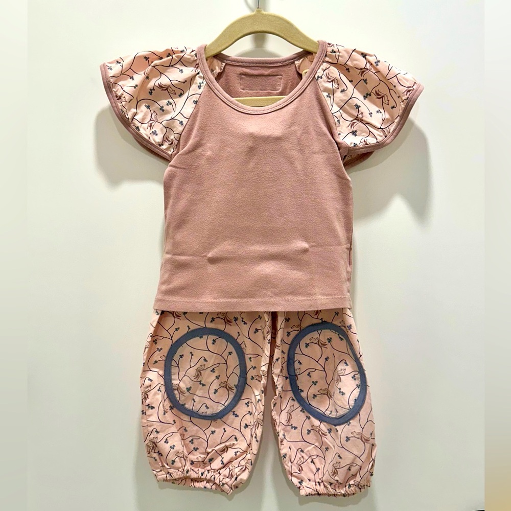 Okker Gokker Pink Kids PlaySet with Floral Design Size 3-4y. In great condition.